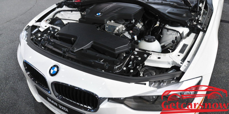 BMW 320i Engine