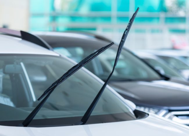car-windshield-wiper